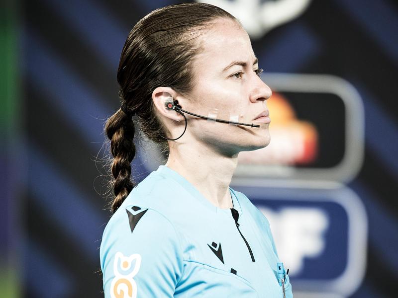 Matogrossense Fernanda Kruger é a nova árbitra assistente da FIFA