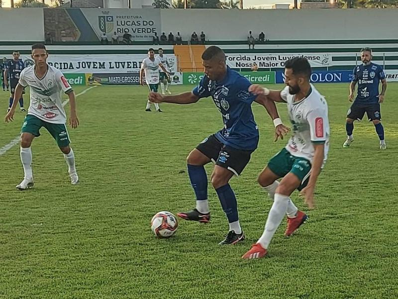 Luverdense vence o Nova Mutum, e larga na frente pela vaga