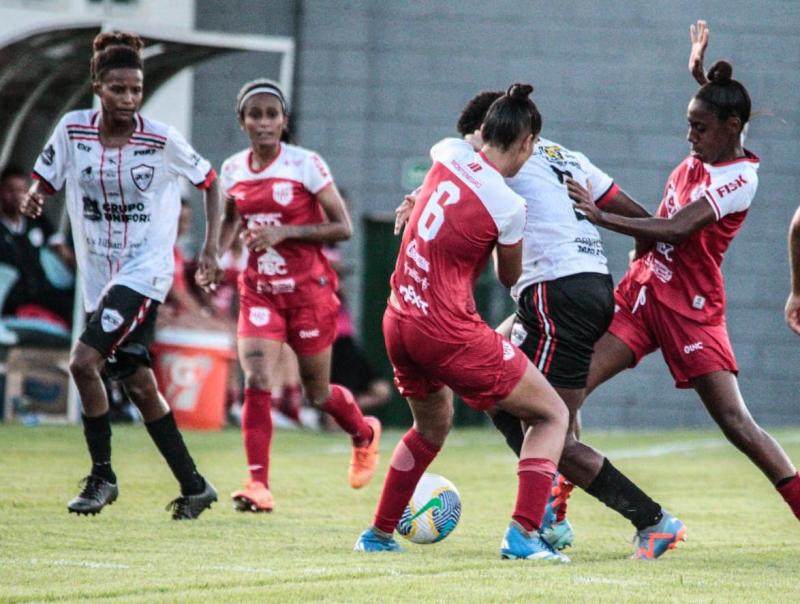 Ação goleia e larga em vantagem por vaga na 2ª fase
