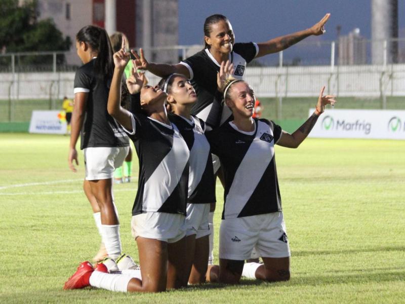 Mixto vence Minas Brasília no Dutrinha