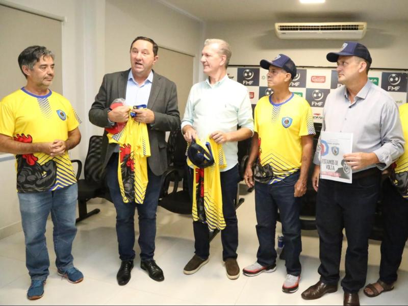 FMF recebe autoridades para reativação do Barra Esporte Clube