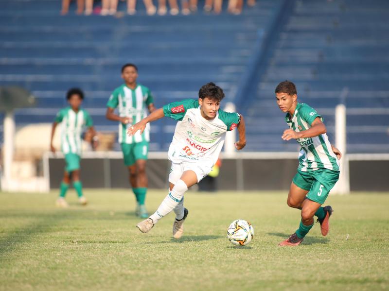 FMF bate recorde de transferências de atletas em agosto