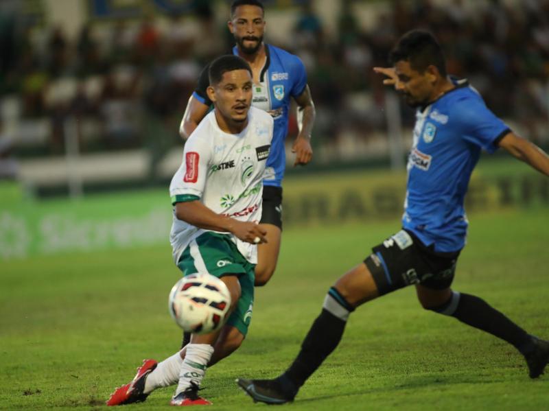 Luverdense vence Capital