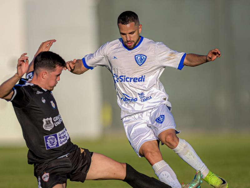 2 jogos abrem a 4ª rodada