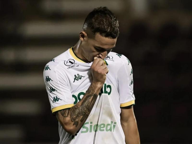 Cuiabá empata com a Ferroviária na Fonte Luminosa