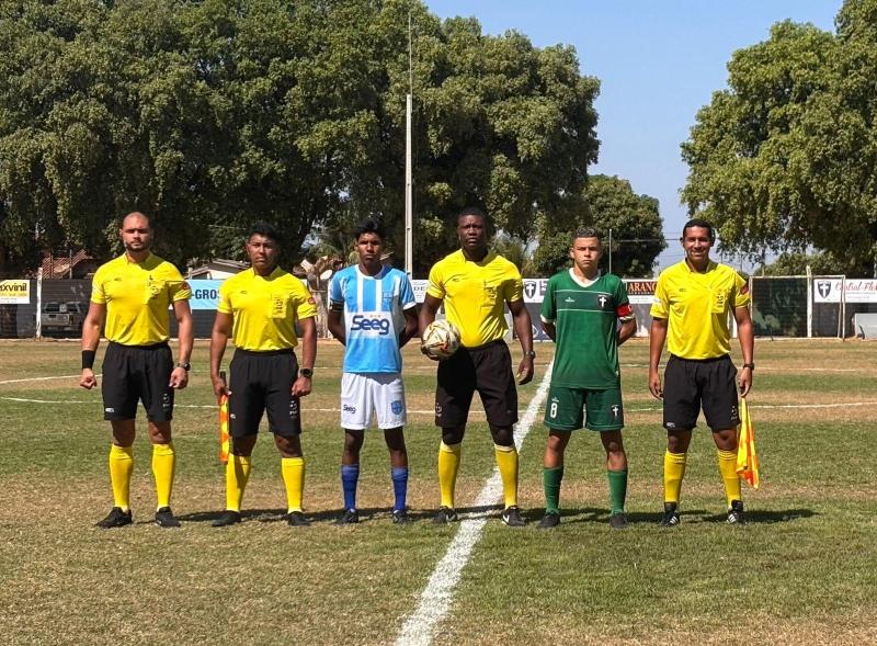 Santa Cruz vence no Sub-15, mas perde para o Cacerense no Sub-17