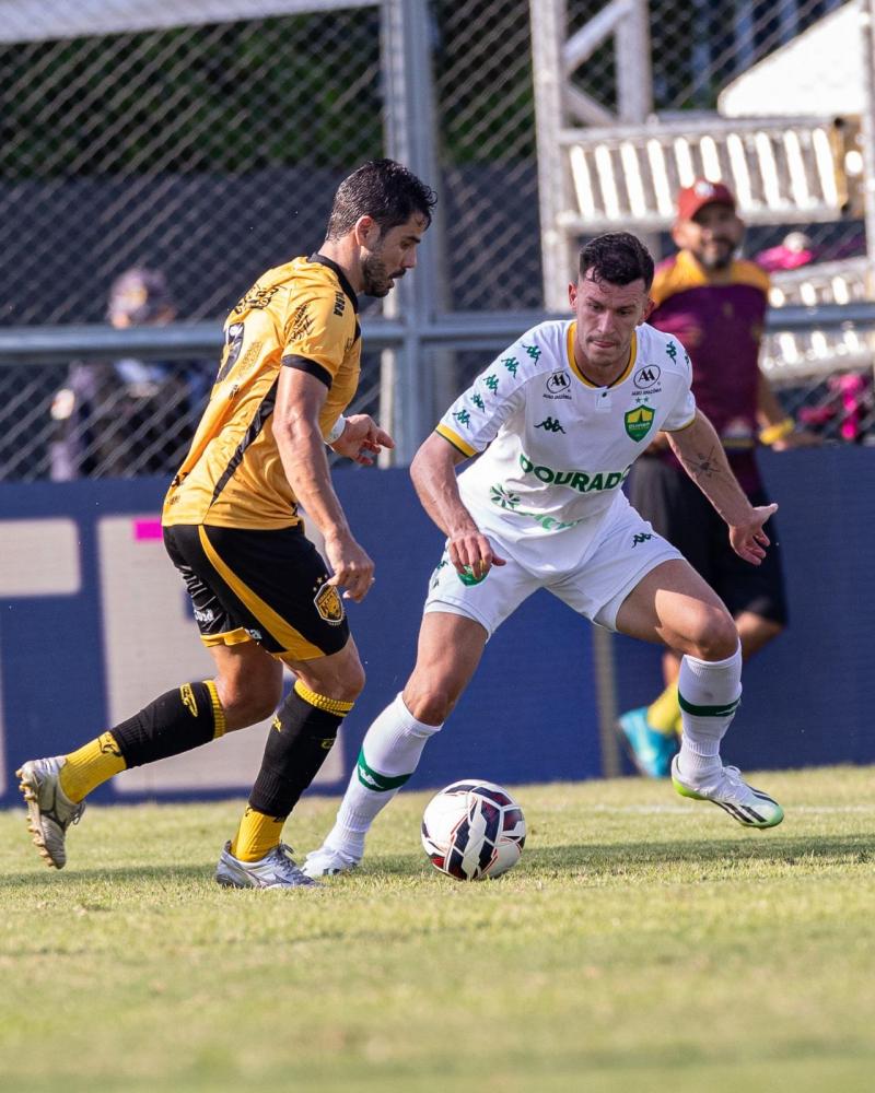 Cuiabá sofre revés para o Amazonas na 35ª rodada 