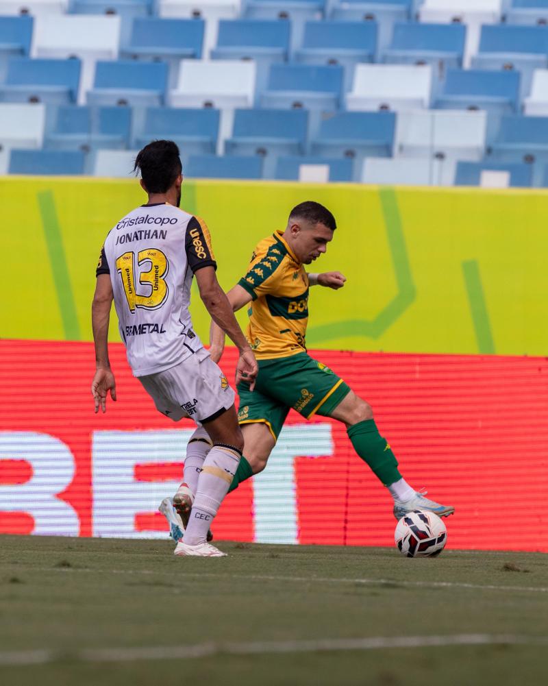 Cuiabá encerra Série B de 2025 com vitória sobre o Criciúma
