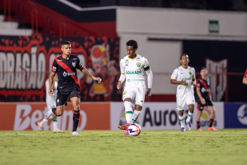 Cuiabá é vencido pelo Atlético-GO na Copa Centro-Oeste