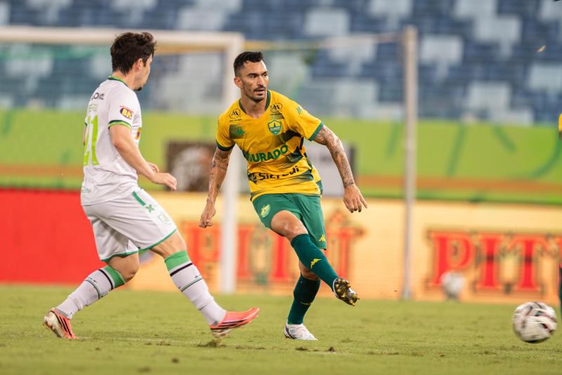  Com gol de Aiyran, Cuiabá vence o América-MG pela Série B