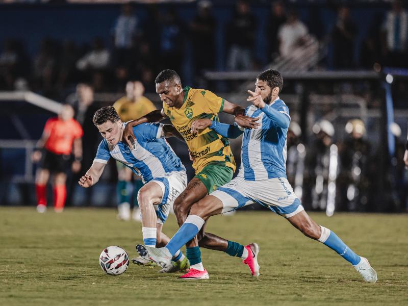 Cuiabá é superado pelo Londrina na Série B