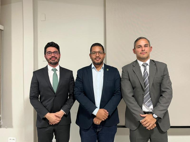 TJD-MT empossa novo auditor e elege vice-presidente e corregedor